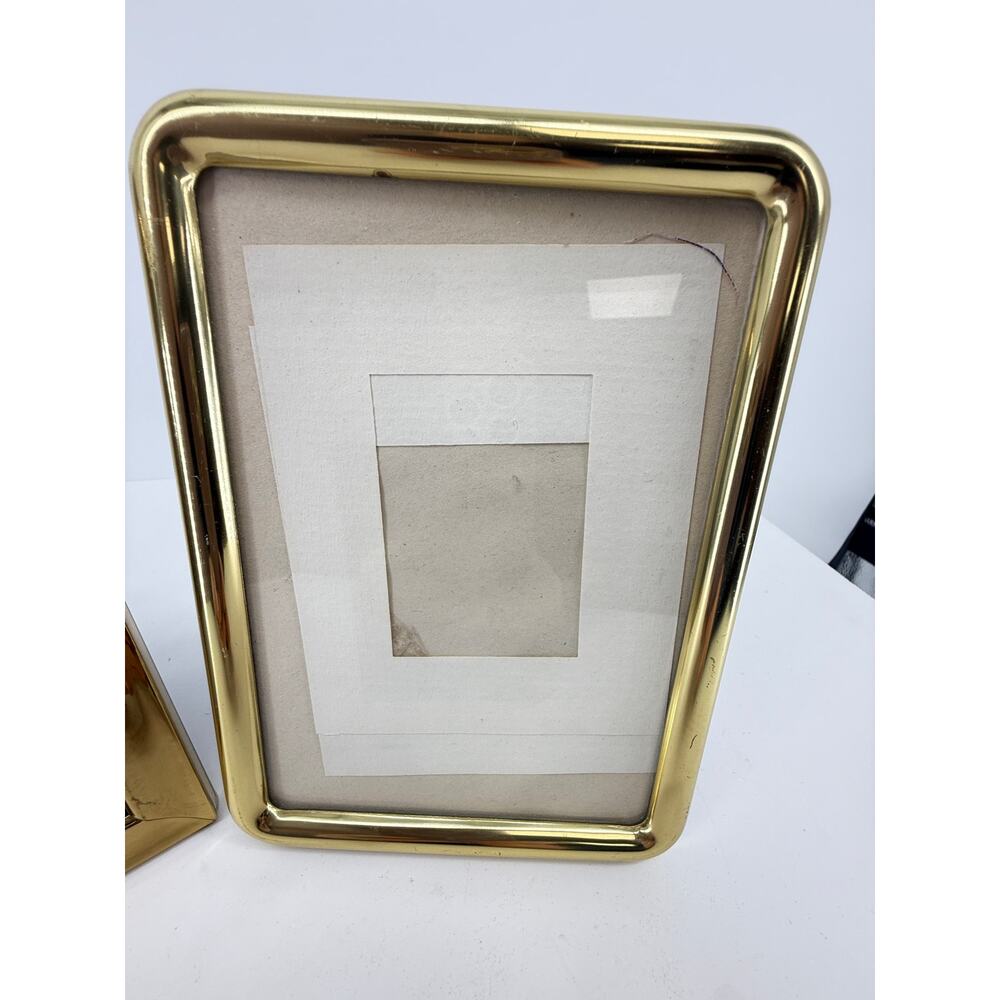 Vintage Hollywood Regency Gold Tone Picture Frame 5x7 Brass Look Tabletop Wall - Picture 2 of 5